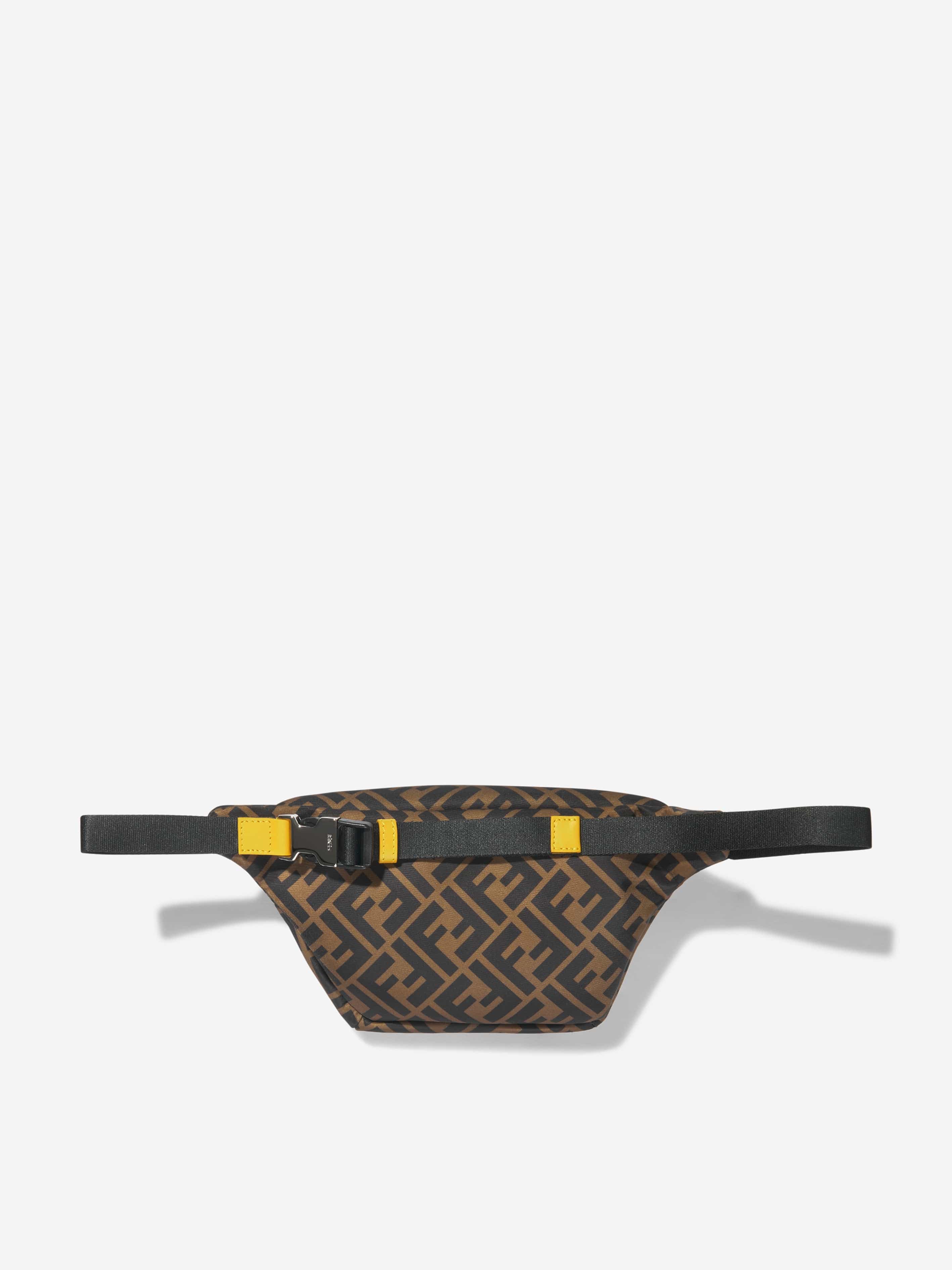 Fendi logo 2025 belt bag