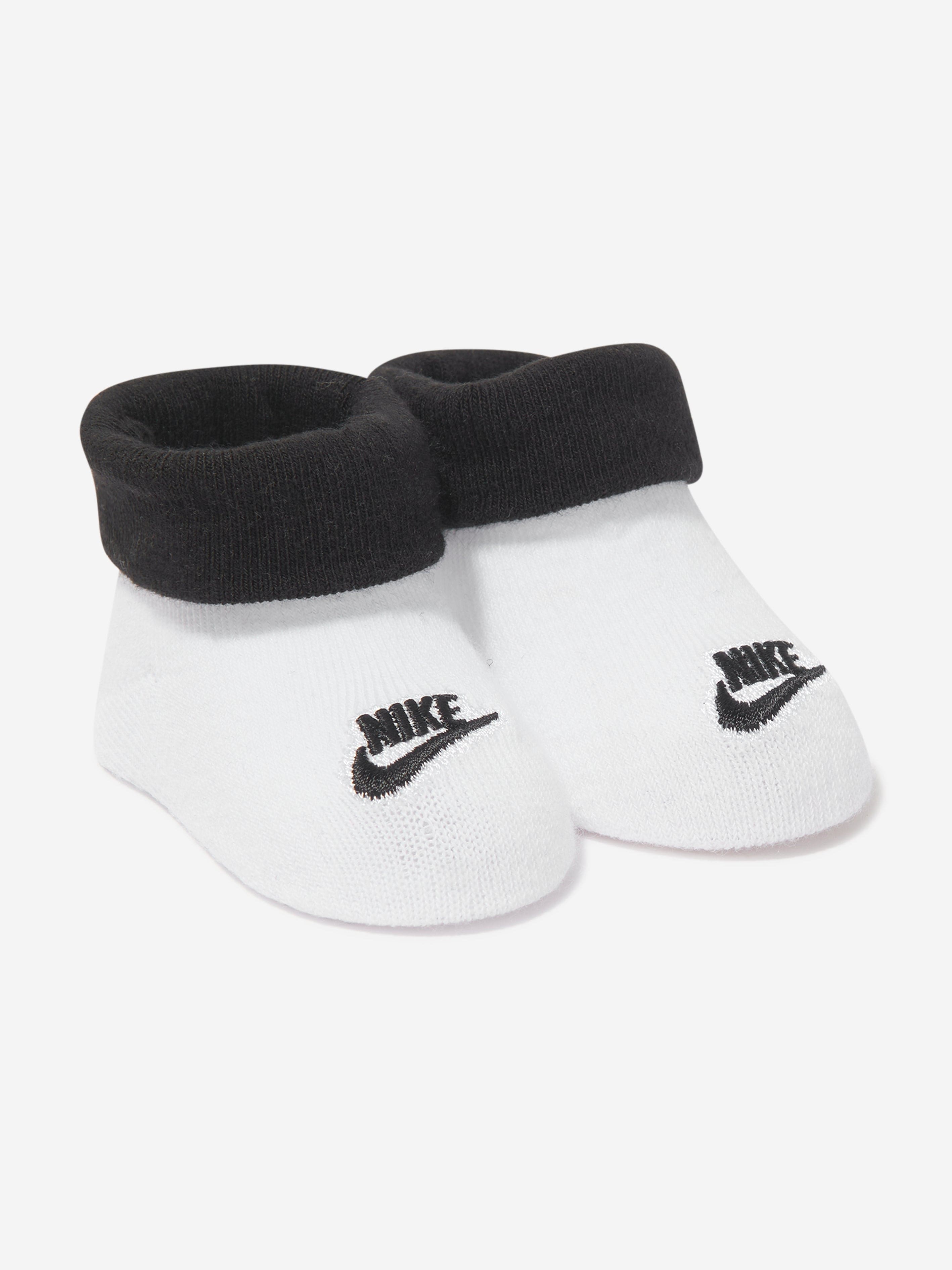 baby boy nike booties