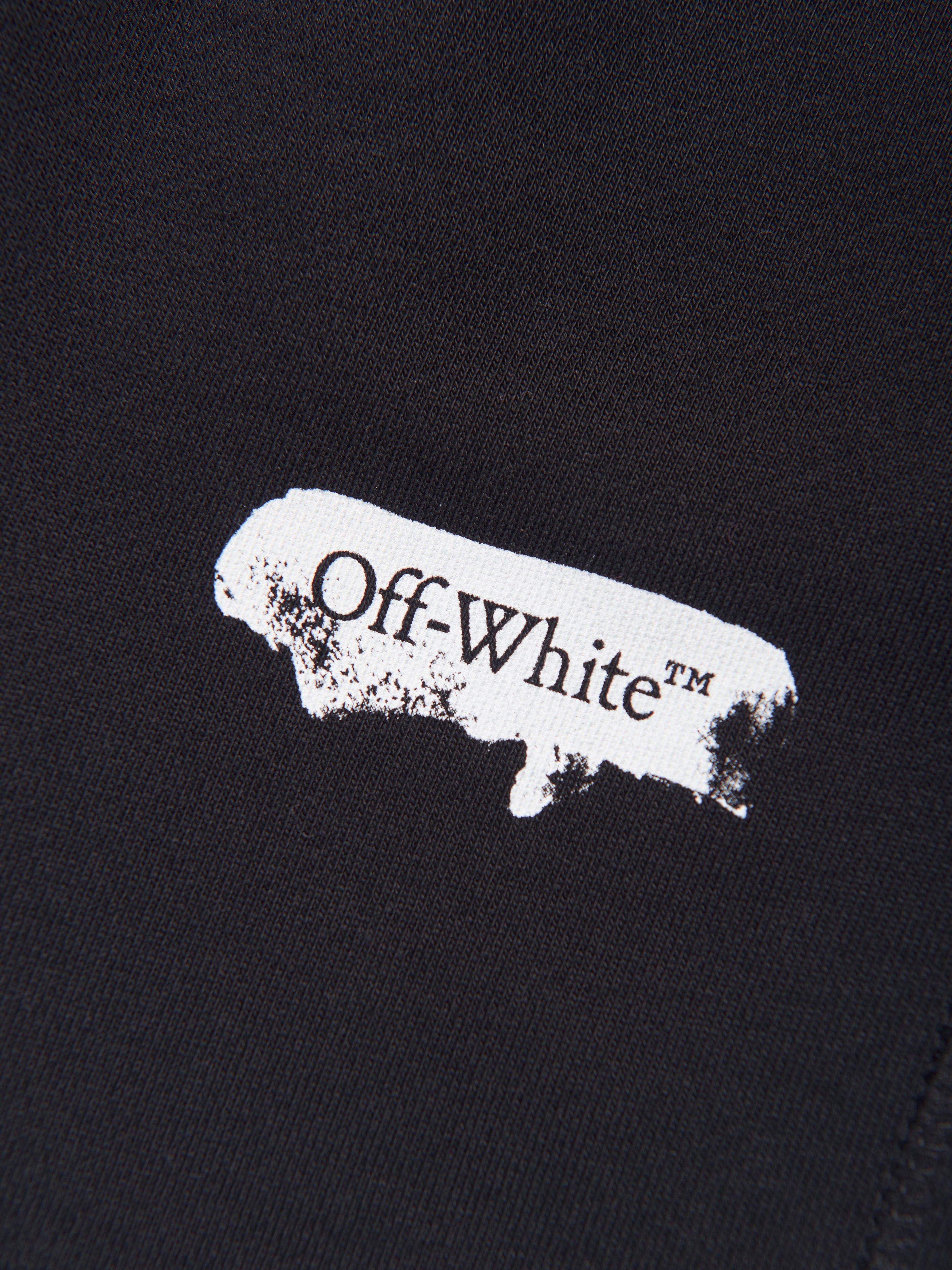 OFFS4028_BLACK_WHITE_3