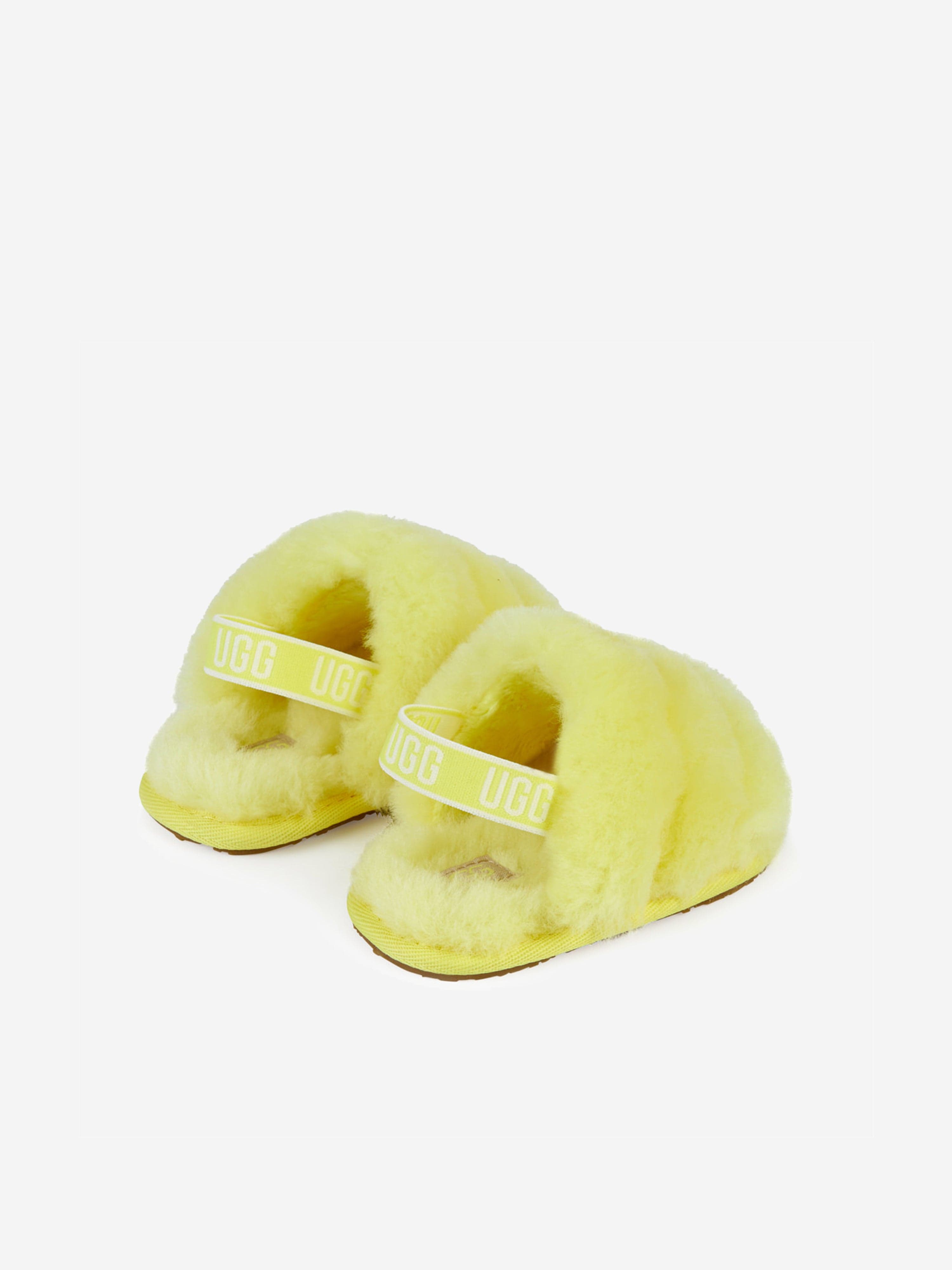 Girls discount ugg sliders