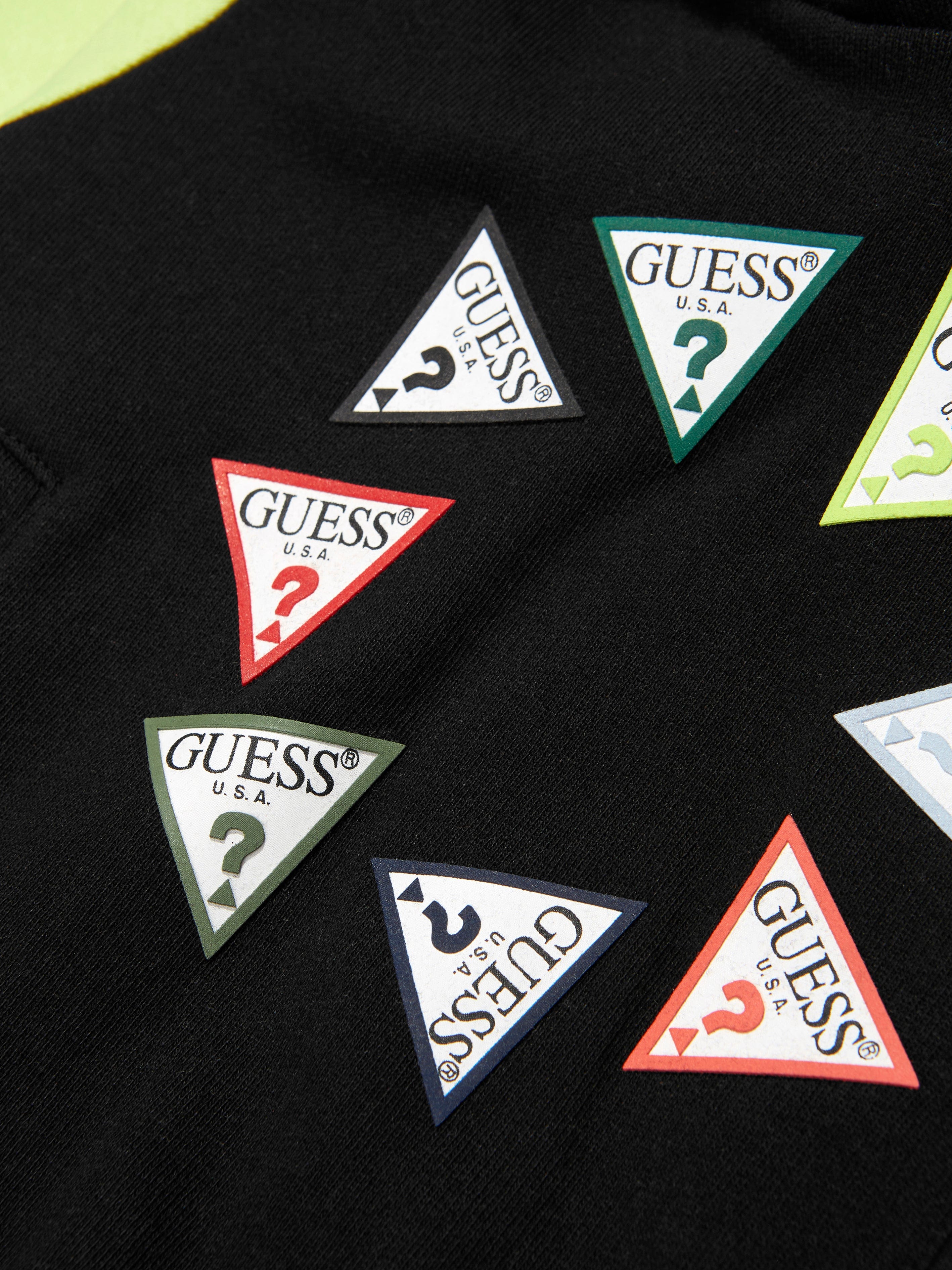 GUESS_D53903_3