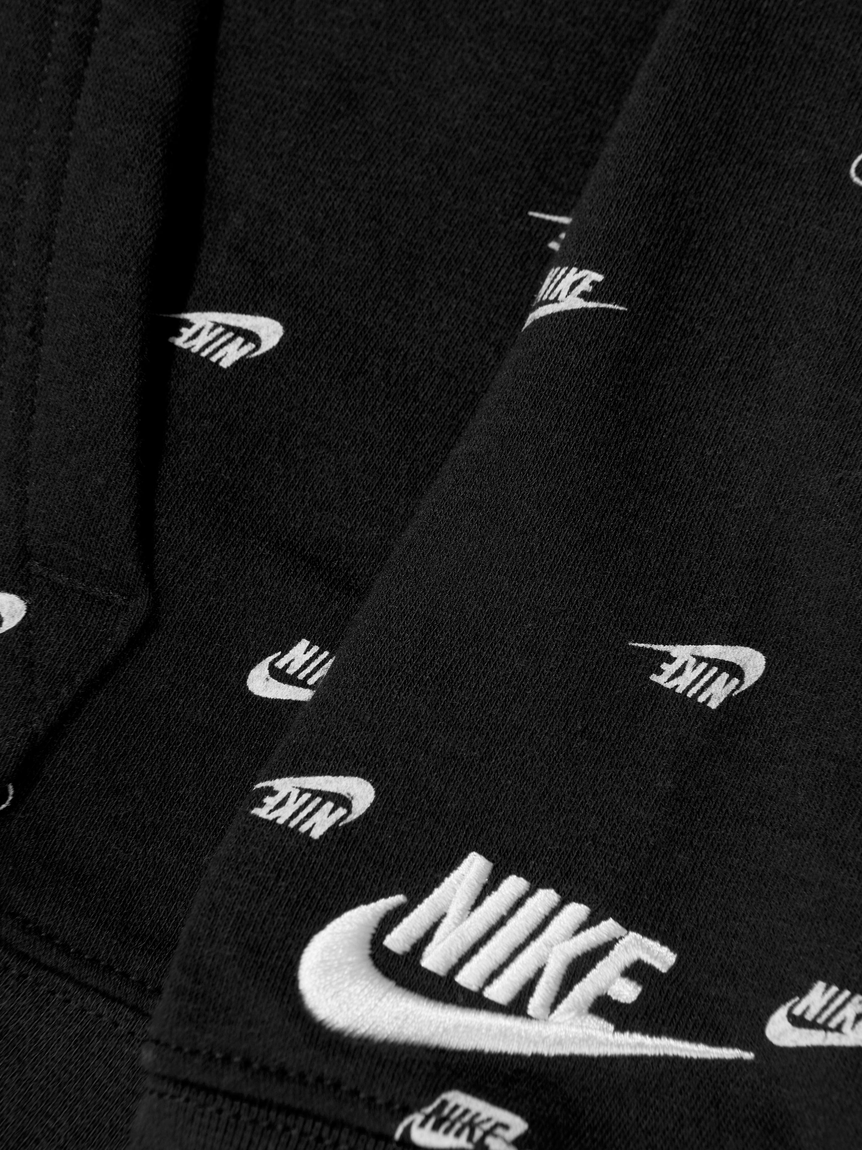 Nike on sale all logos