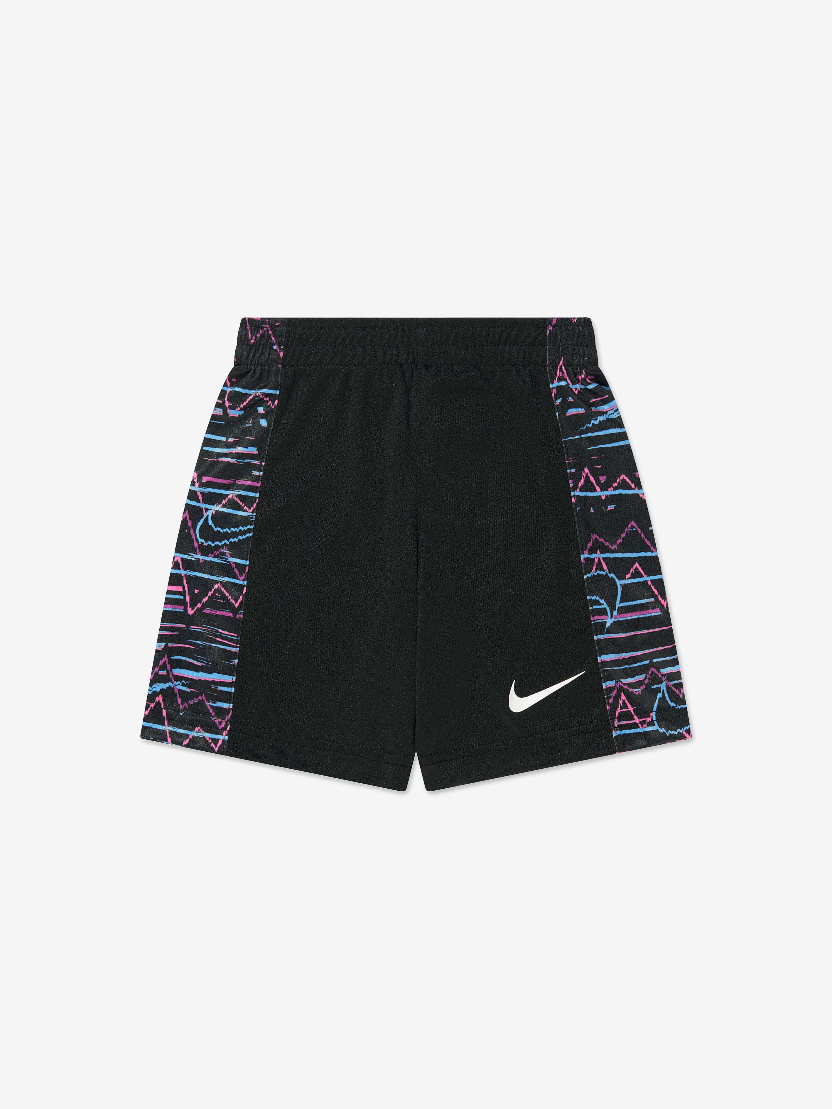 New Nike hotsell Boys Shorts Sets size 7